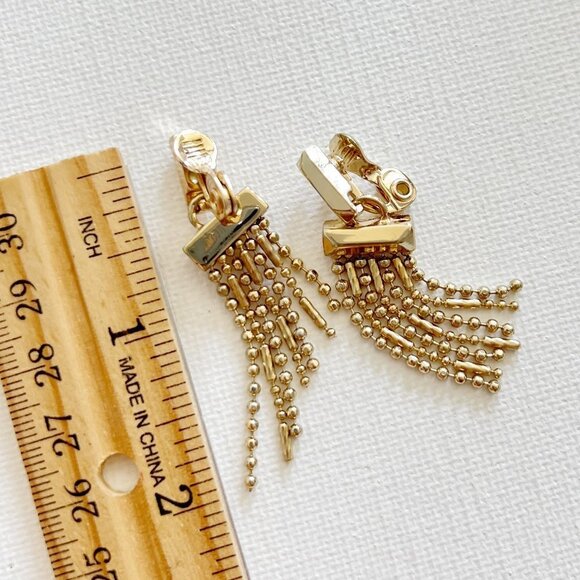 4/$25 Vintage NWH Gold Tone Tassel Clip on Earrings - Picture 3 of 3